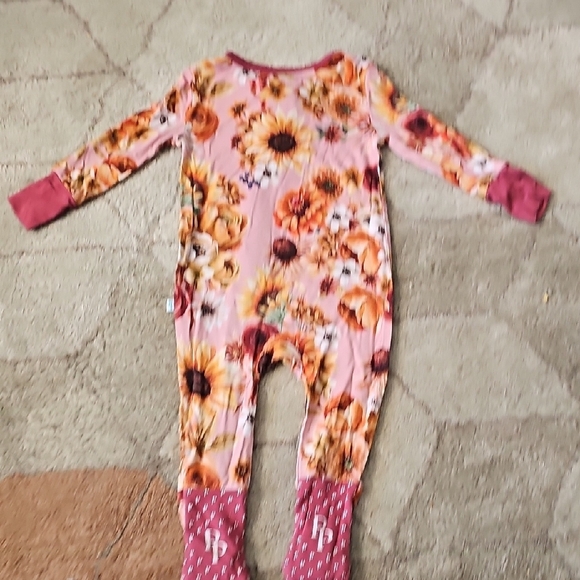 Posh Peanut Brigitta Convertable Footies - Picture 3 of 3